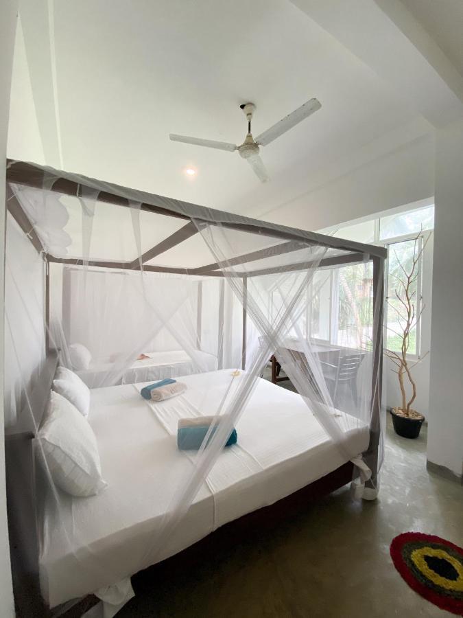 Surf Home Stay Hiriketiya Dickwella Room photo