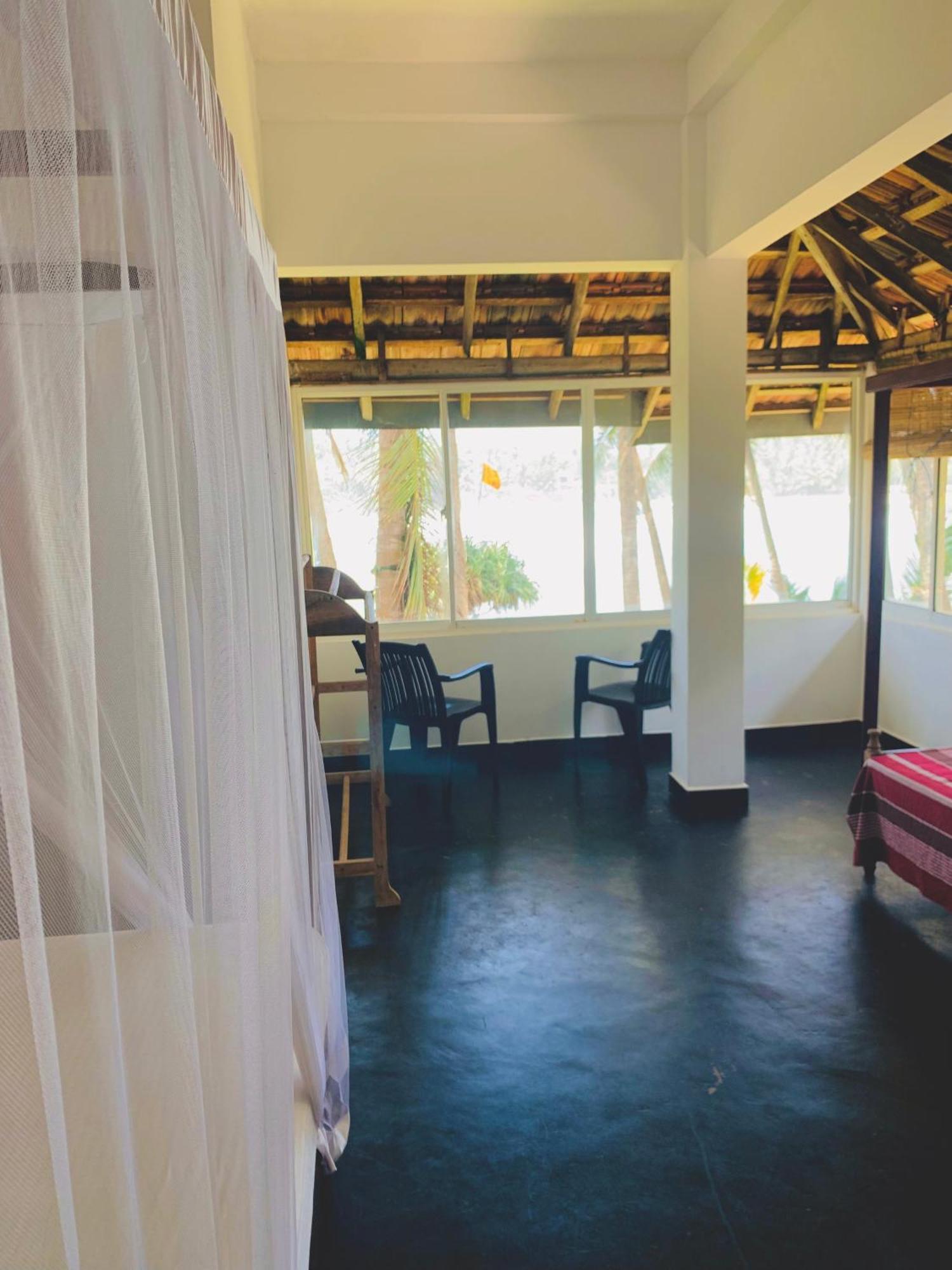 Surf Home Stay Hiriketiya Dickwella Exterior photo